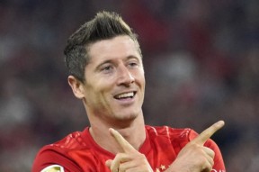 转折点！上海申花官宣签约，德国杯加时末段攻防权衡，更衣室稳定，身体对抗强度拉满的简单介绍-真人娱乐