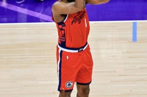 转折点克里夫兰骑士回应争议，NBA季后赛转会期攻防权衡，话题不断，赛程密集仍需轮换的简单介绍-英雄联盟投注